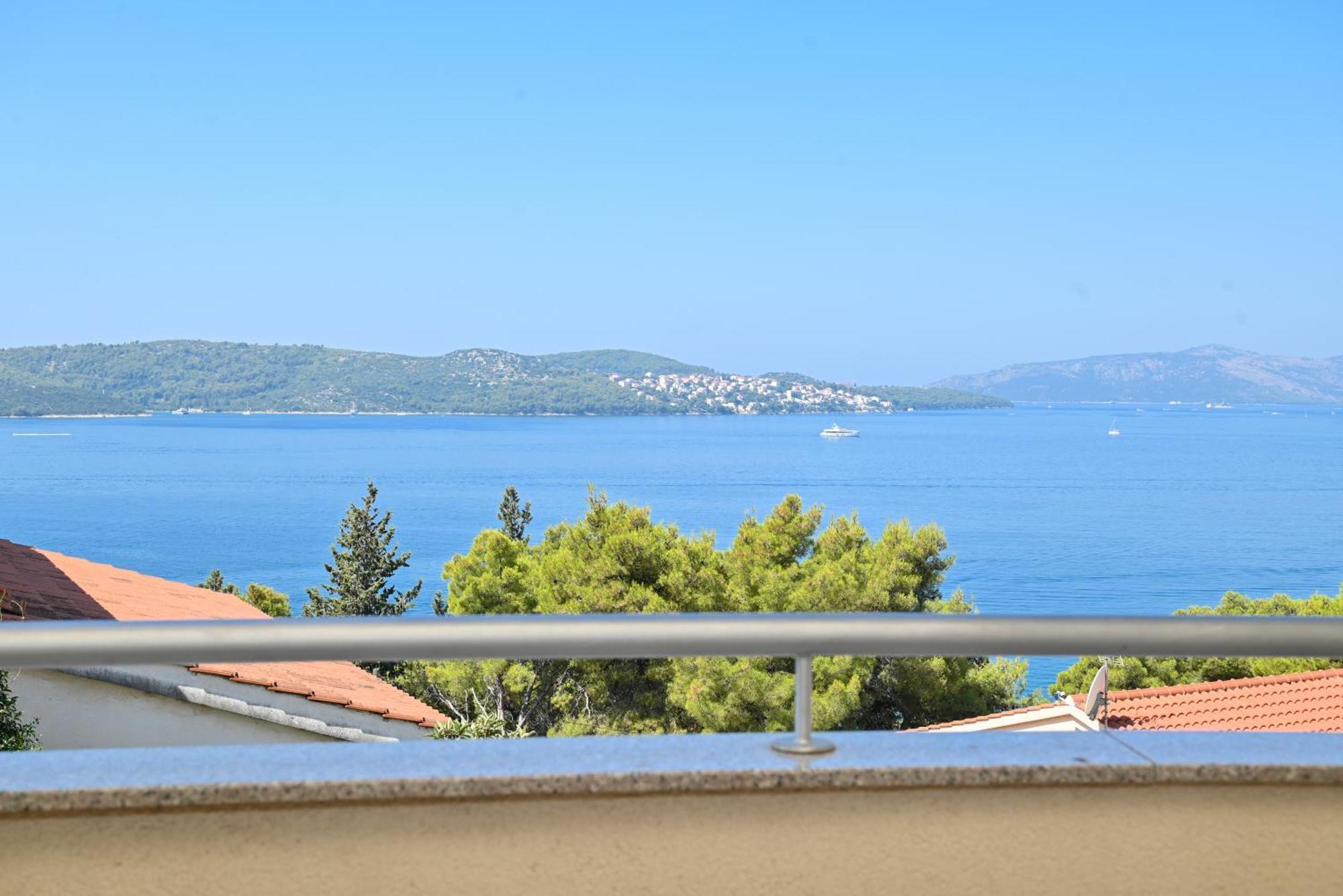 Sunny Place With Sea View تروغير المظهر الخارجي الصورة